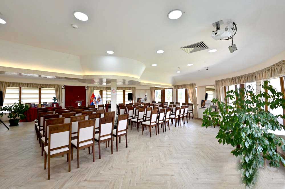 sala u in hotelu zlatar